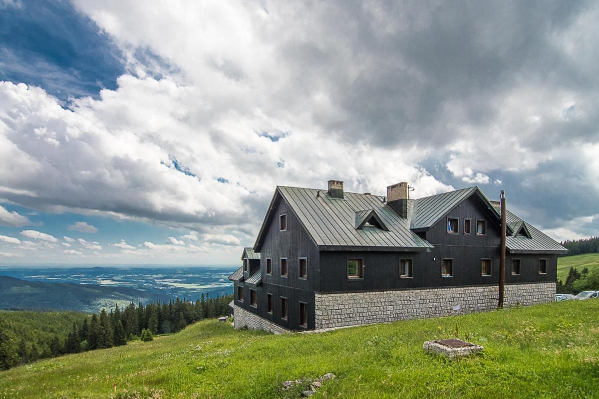 Mala Rennerovka Hotel Strazne Bagian luar foto