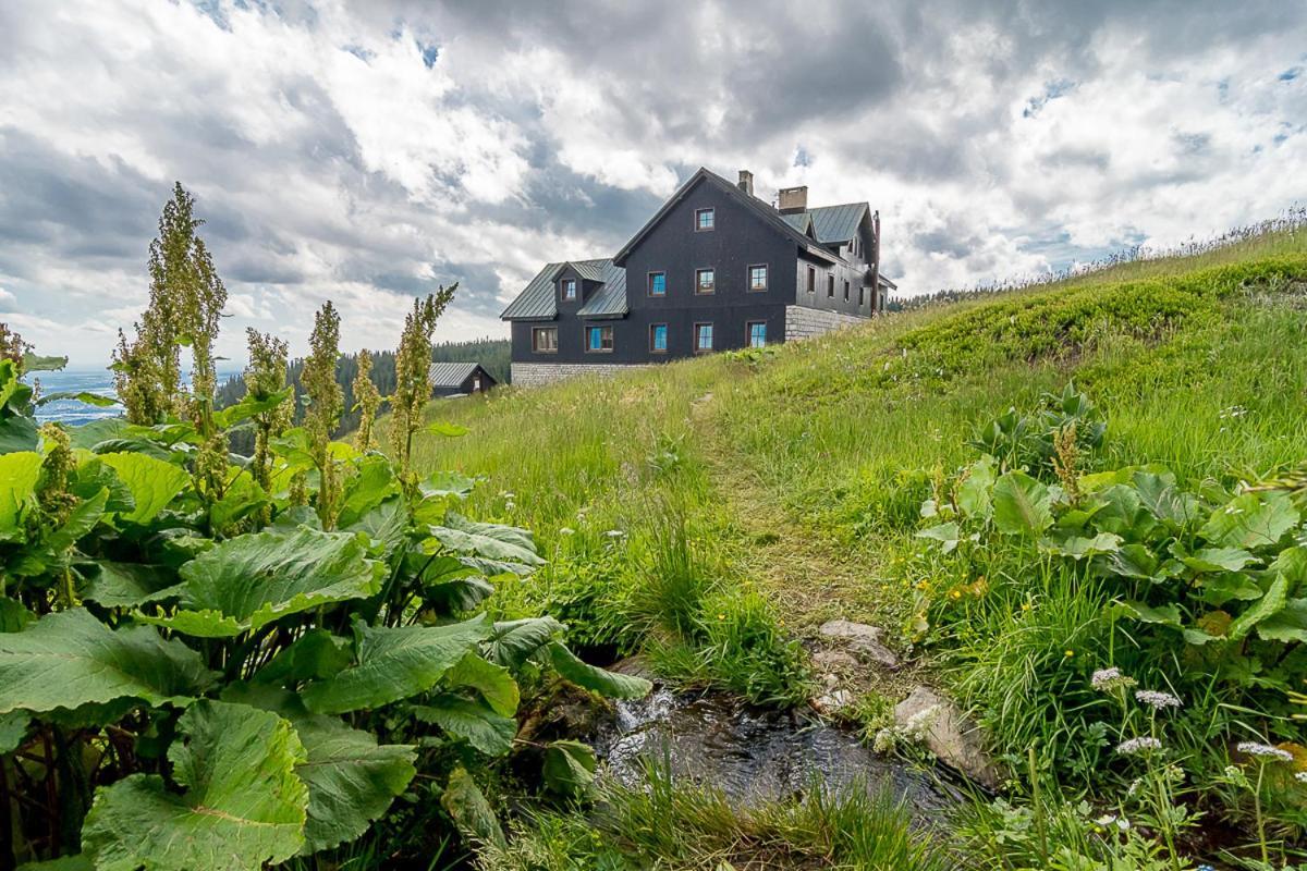 Mala Rennerovka Hotel Strazne Bagian luar foto