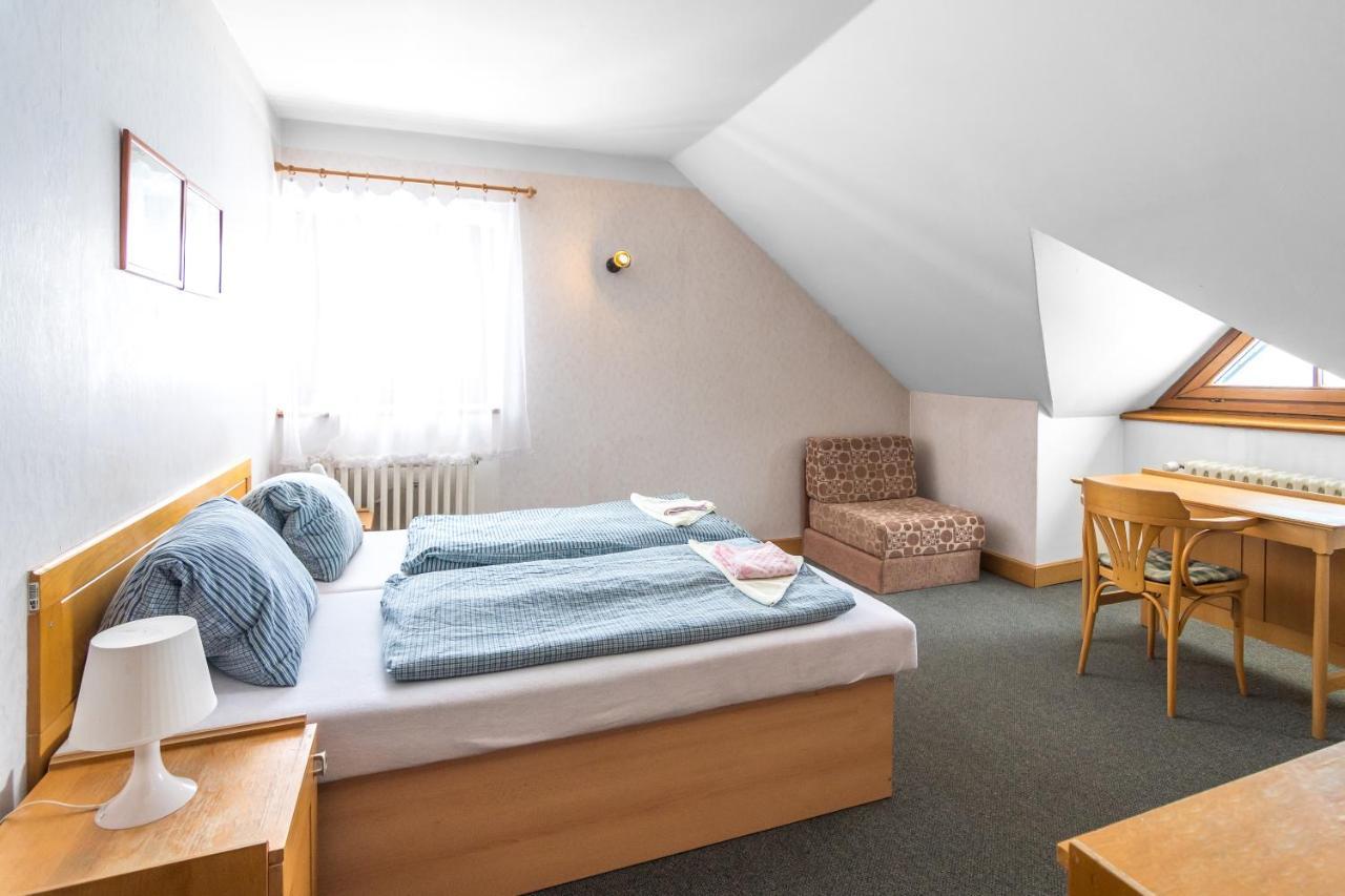 Mala Rennerovka Hotel Strazne Bagian luar foto