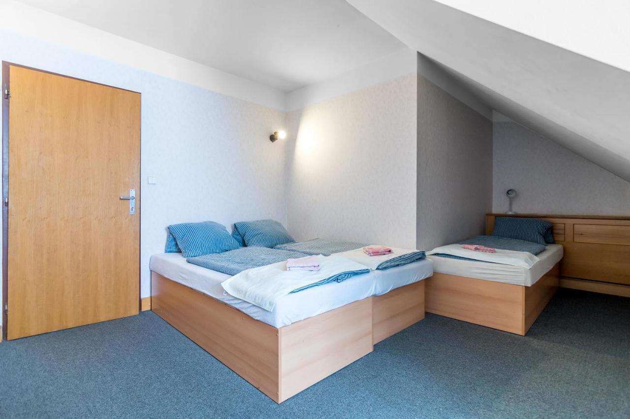 Mala Rennerovka Hotel Strazne Bagian luar foto
